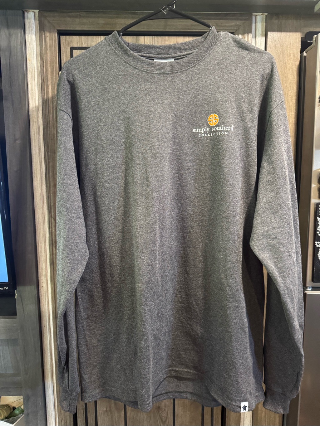 Nwot Simply Southern Long Sleeve Tee - Heather Gray With Gold Logo